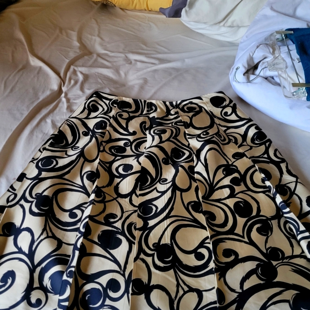 Talbot skirt